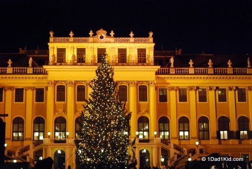 Vienna Christmas market at Schonbrunn