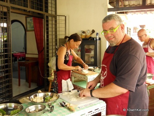 learning to cook, cooking class